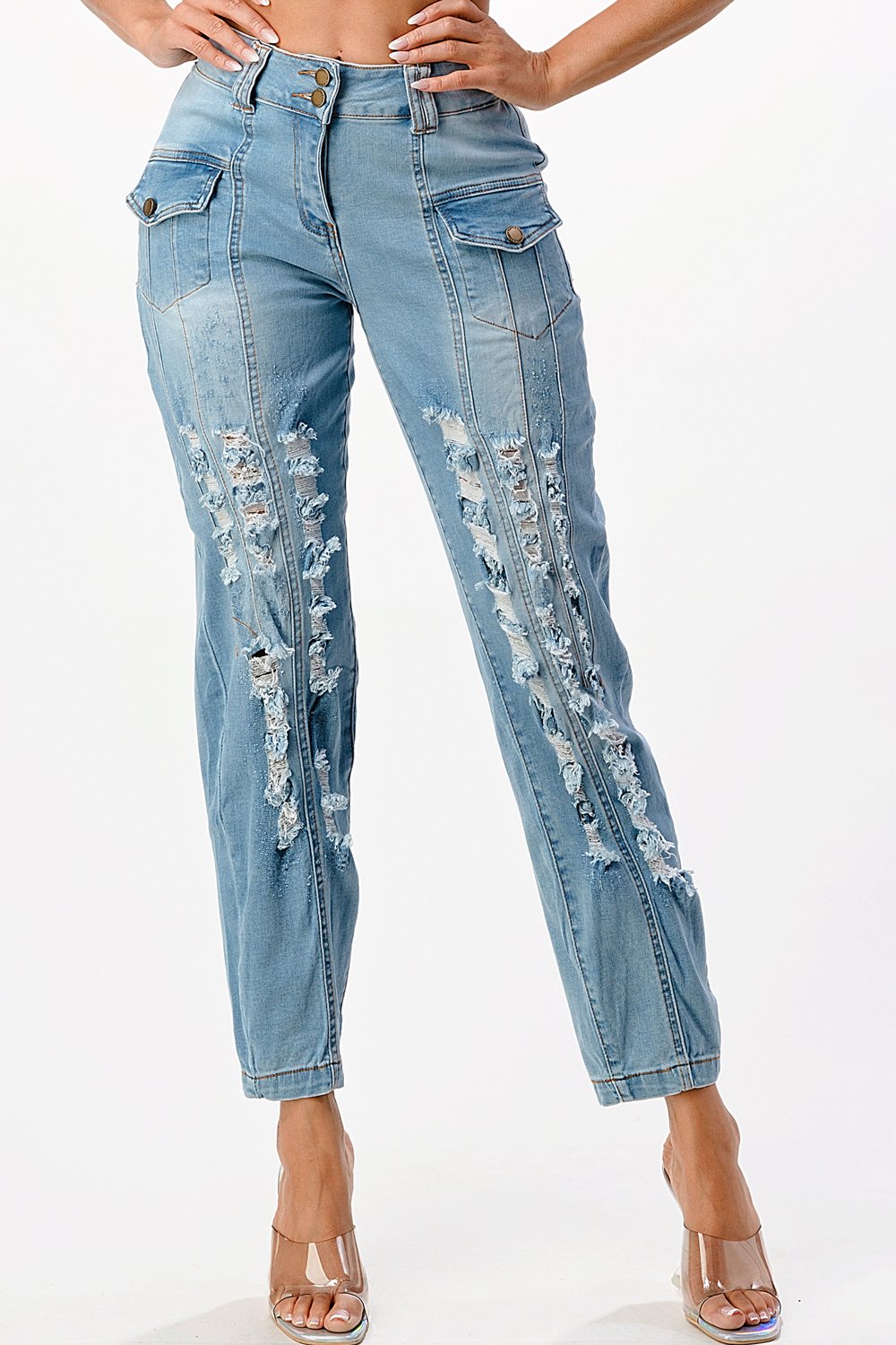 RIPPED HIGH RISE MOM FIT JEANS